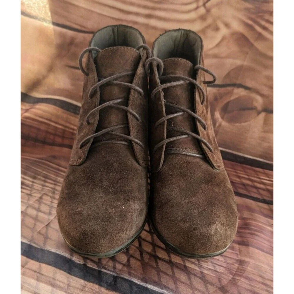 Clarks Brown Suede Wedge‎ Ankle Booties Sz 7.5 Boho Festival Hippie Prairie